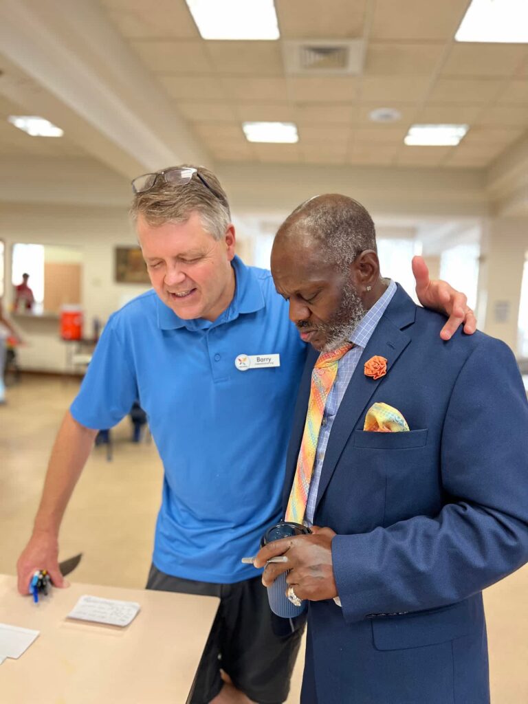 359057751_763925529071238_4701740559492892473_n (1)-optimized (1) Barry praying with