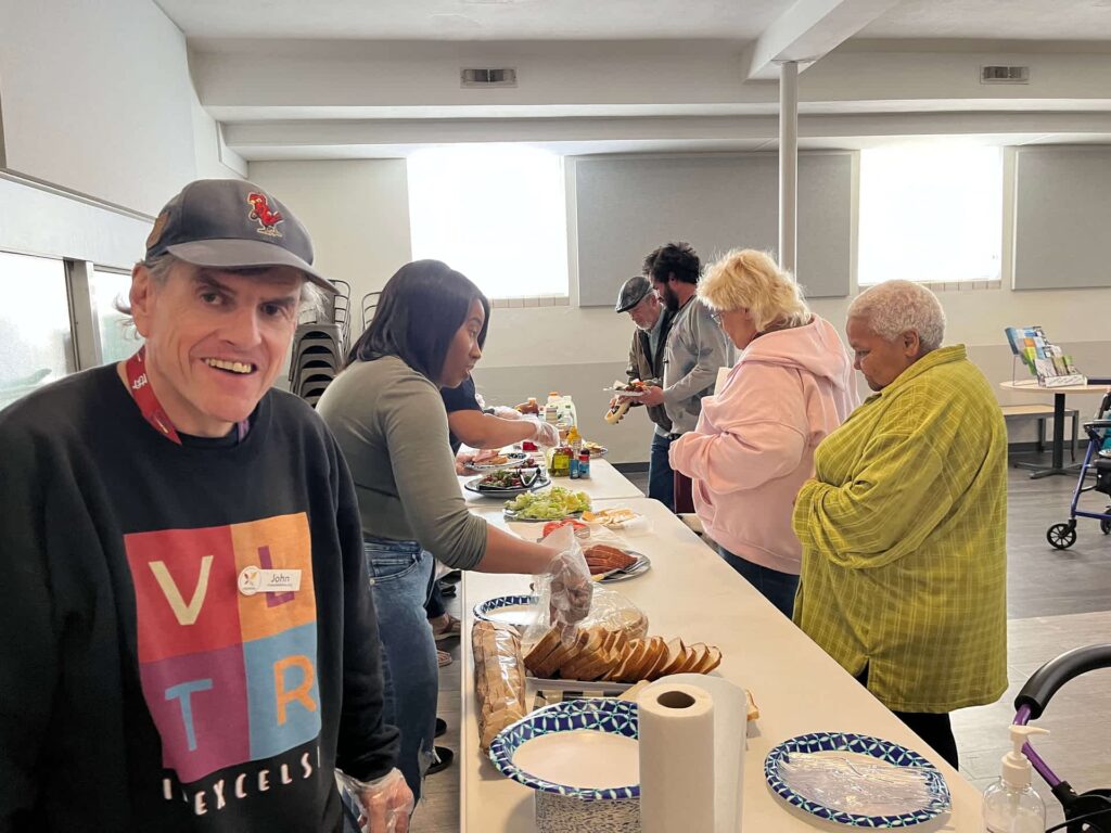 IMG_4588-optimized (1) svg+xml;charset=utf